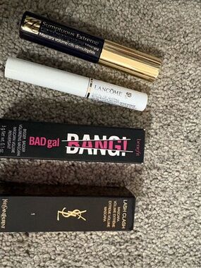 Assorted four brand new mascaras
